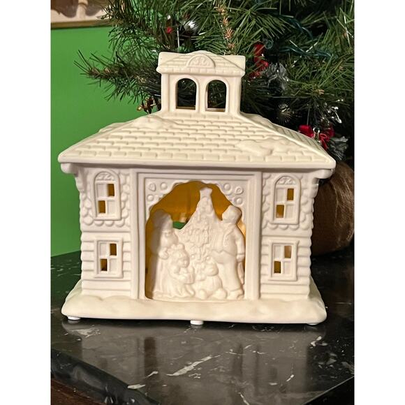 Victorian Manor Bisque Tea Light Partylite P0291 Christmas Family - Picture 2 of 9